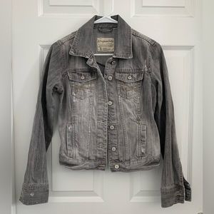 Aeropostale Women’s Denim Jacket! Size small